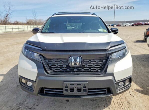 5FNYF8H58MB011075 2021 HONDA PASSPORT White Front view