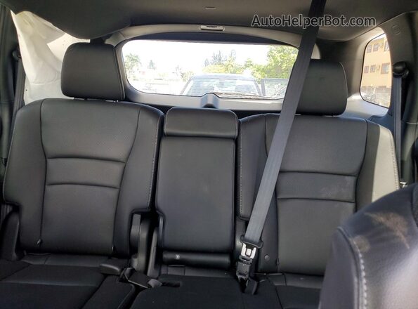 5FNYF8H59RB015580 2024 HONDA PASSPORT Black Vista de los asientos traseros