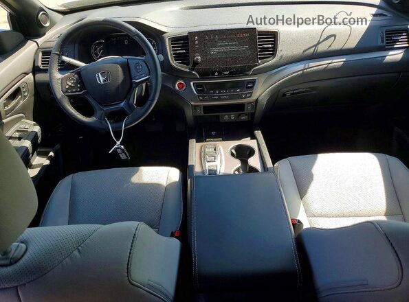 5FNYF8H5XRB018035 2024 HONDA PASSPORT Silver Vista del salpicadero