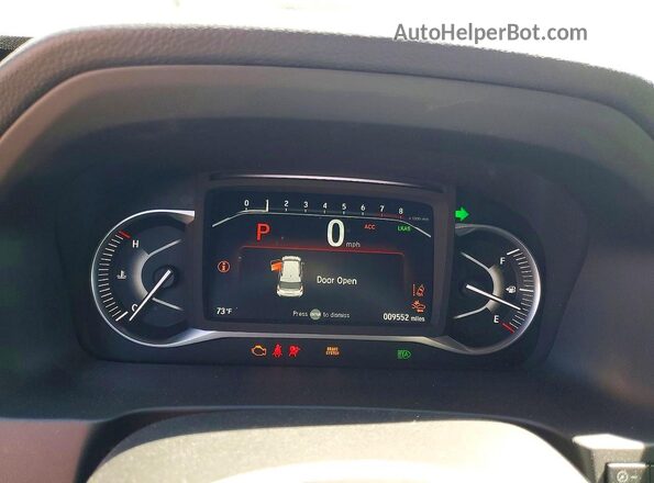 5FNYF8H5XRB018035 2024 HONDA PASSPORT Silver Vista del cuadro de instrumentos