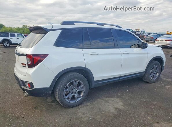 5FNYF8H65RB003953 2024 HONDA PASSPORT White Задня права чверть
