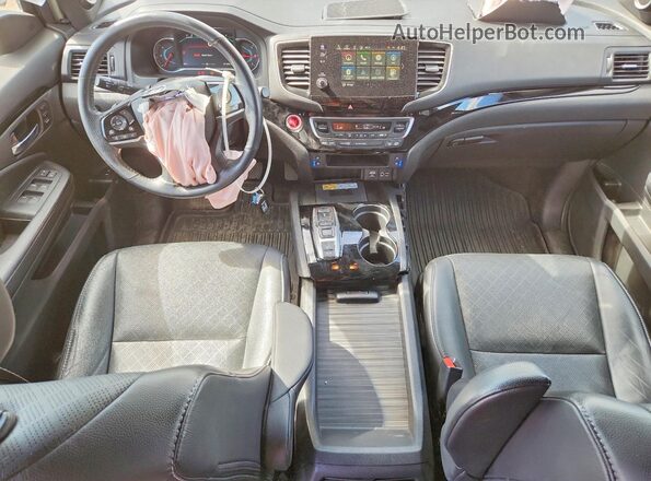 5FNYF8H91KB500174 2019 HONDA PASSPORT White Widok deski rozdzielczej
