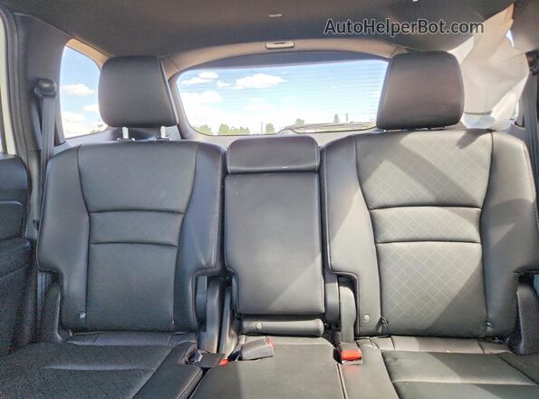 5FNYF8H91KB500174 2019 HONDA PASSPORT White Widok tylnych siedzeń