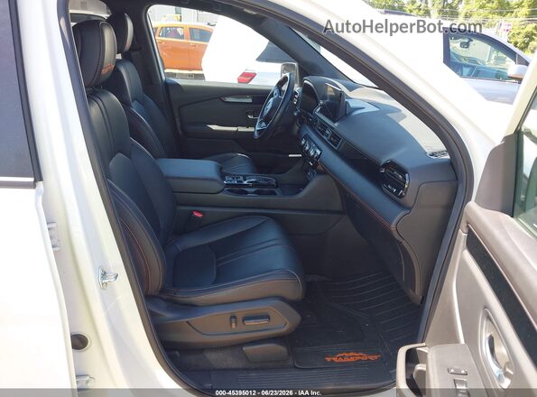 5FNYG1H62SB032000 2025 HONDA PILOT White წინა სალონის ხედი
