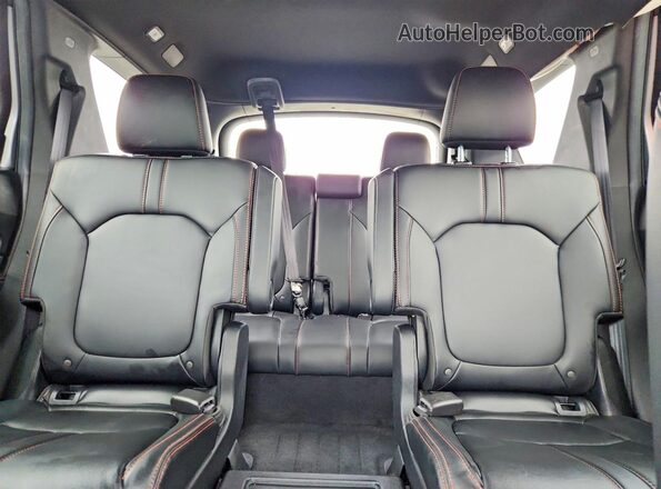 5FNYG1H64SB038431 2025 HONDA PILOT Silver Vista de los asientos traseros