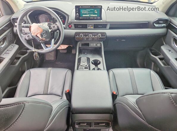 5FNYG1H72PB044132 2023 HONDA PILOT Black Dashboard view