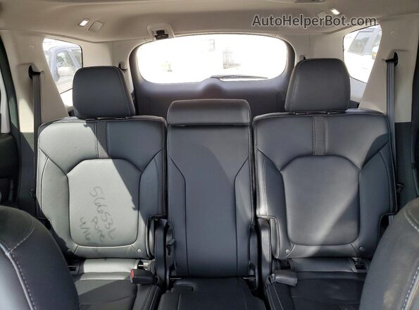 5FNYG1H72RB029620 2024 HONDA PILOT White Rear seats view