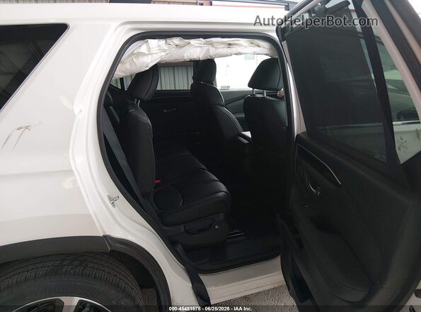 5FNYG1H79PB055063 2023 HONDA PILOT White VIN կոդի պիտակի տեսք