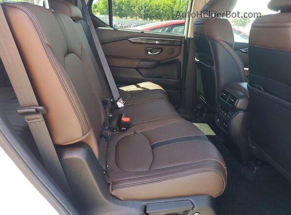 5FNYG1H84RB048940 2024 HONDA PILOT Белый Вид задних сидений