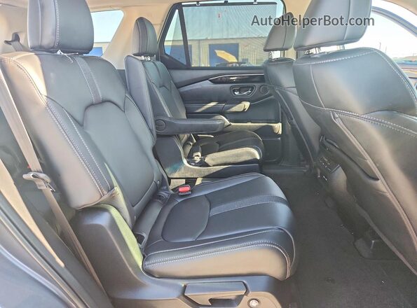 5FNYG2H59PB004974 2023 HONDA PILOT Gray Вид задньої частини салону