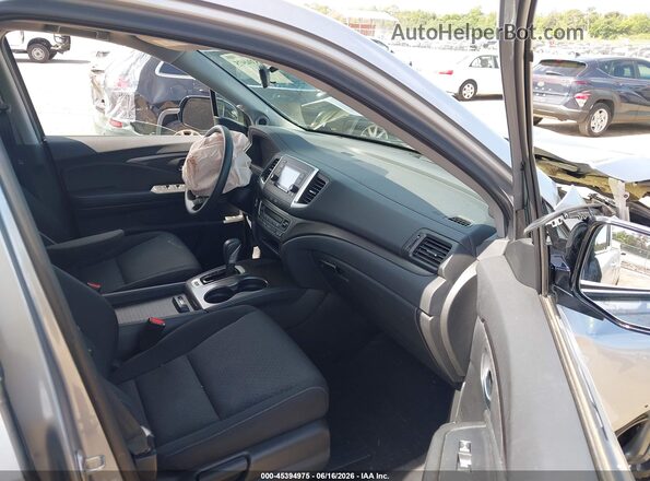 5FPYK3F18KB044015 2019 HONDA RIDGELINE Серебряный Вид салона спереди