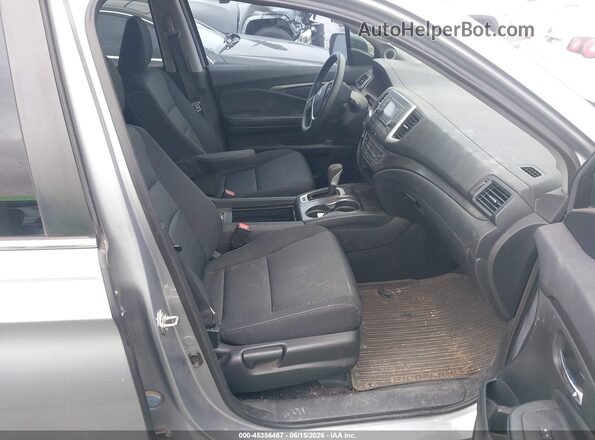 5FPYK3F43HB010180 2017 HONDA RIDGELINE Silver 