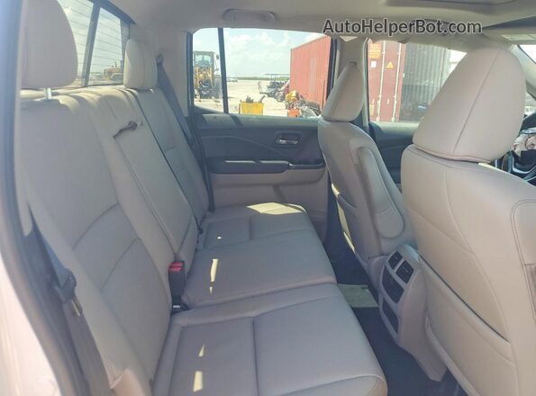 5FPYK3F52PB021033 2023 HONDA RIDGELINE White Vista de los asientos traseros