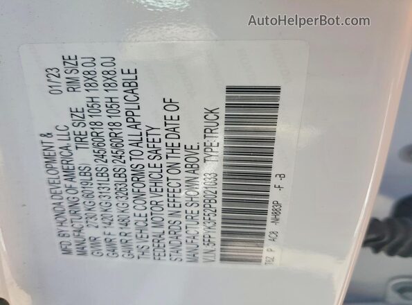 5FPYK3F52PB021033 2023 HONDA RIDGELINE White Vista del compartimento del motor
