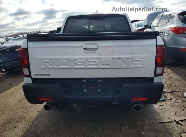 5FPYK3F52RB014098 2024 HONDA RIDGELINE White Rear view