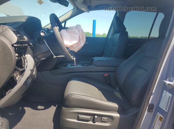 5FPYK3F58TB009656 2026 HONDA RIDGELINE Silver Widok wnętrza z przodu