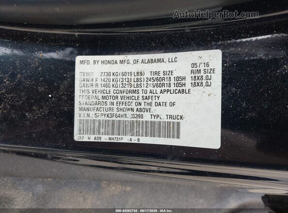 5FPYK3F64HB003398 2017 HONDA RIDGELINE Black ძრავის განყოფილების ხედი