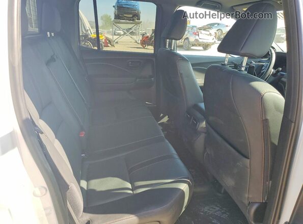 5FPYK3F69RB026595 2024 HONDA RIDGELINE White Rear seats view