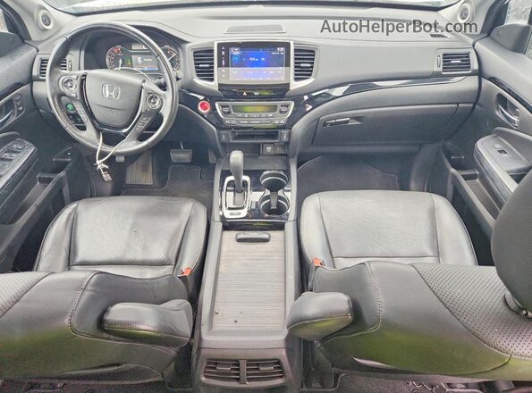 5FPYK3F70HB028517 2017 HONDA RIDGELINE White Vista del salpicadero