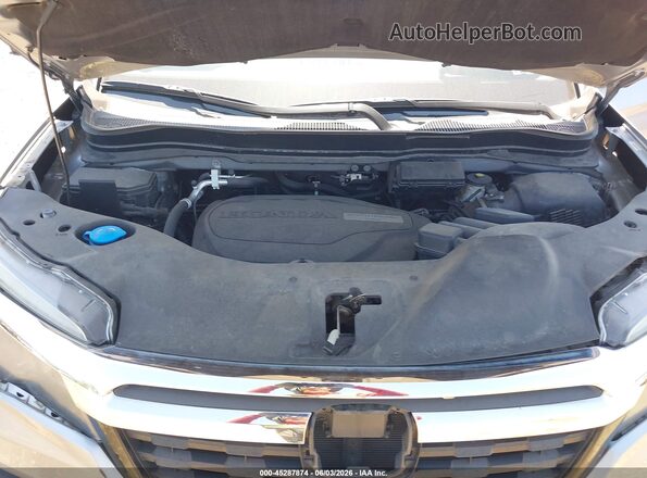5FPYK3F71HB002525 2017 HONDA RIDGELINE Silver Հետևի տեսք