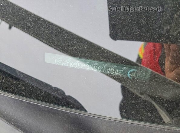 5FPYK3F73NB017345 2022 HONDA RIDGELINE White Vista del compartimento del motor