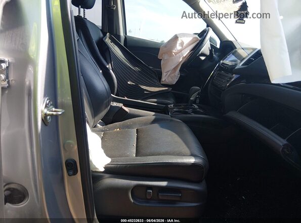5FPYK3F74HB025894 2017 HONDA RIDGELINE Silver Front interior view