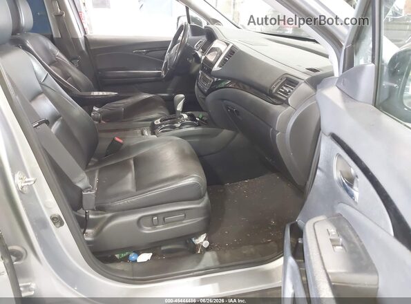 5FPYK3F77HB024495 2017 HONDA RIDGELINE Silver Սալոնի դիմացի տեսք
