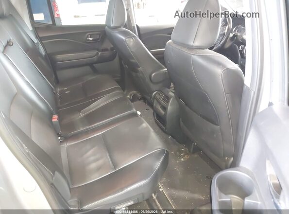 5FPYK3F77HB024495 2017 HONDA RIDGELINE Silver VIN կոդի պիտակի տեսք