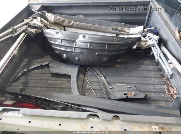 5FPYK3F77HB024495 2017 HONDA RIDGELINE Silver Սարքավորումների վահանակի տեսք