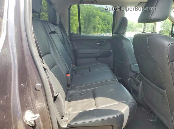 5FPYK3F78HB038678 2017 HONDA RIDGELINE Gray უკანა სალონის ხედი