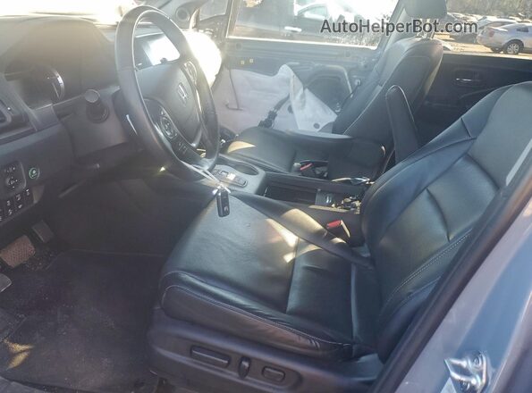 5FPYK3F78PB040056 2023 HONDA RIDGELINE Blue Вид салону спереду