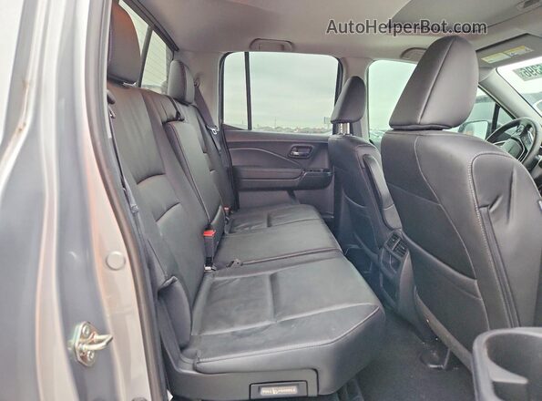 5FPYK3F79KB024604 2019 HONDA RIDGELINE Silver Вид задніх сидінь