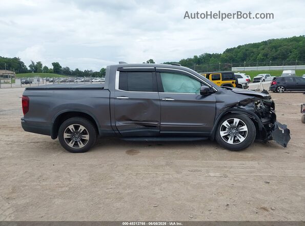 5FPYK3F7XKB000926 2019 HONDA RIDGELINE Gray Rear interior view