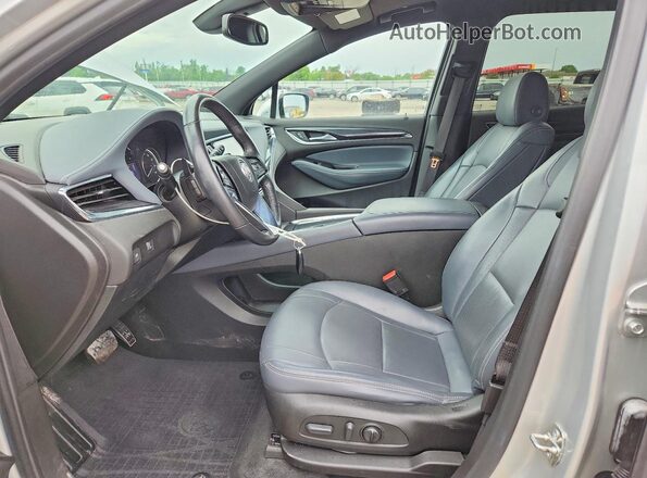 5GAERBKW4NJ133680 2022 BUICK ENCLAVE Silver Widok wnętrza z przodu