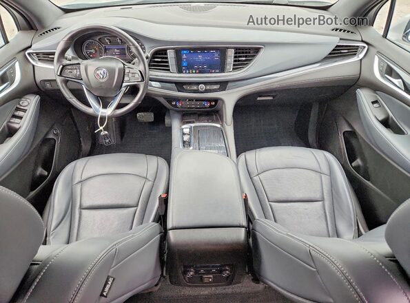 5GAERBKW4NJ133680 2022 BUICK ENCLAVE Silver Widok deski rozdzielczej