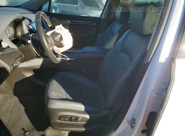 5GAERBKW5LJ315840 2020 BUICK ENCLAVE Белый Вид салона спереди