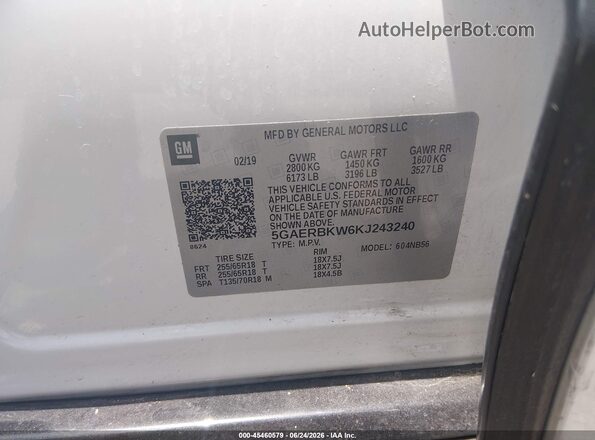 5GAERBKW6KJ243240 2019 BUICK ENCLAVE White Engine compartment view