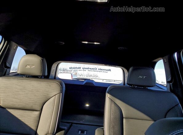 5GAERBRS1SJ305405 2025 BUICK ENCLAVE Burgundy Вид задніх сидінь