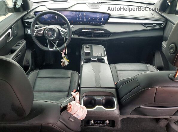 5GAERBRS4SJ160327 2025 BUICK ENCLAVE White Առջևի վահանակի տեսք