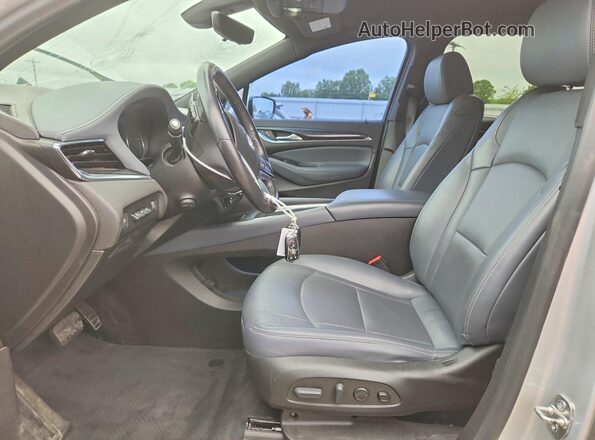 5GAERCKW0NJ115165 2022 BUICK ENCLAVE Silver Front interior view
