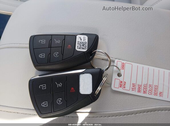 5GAERCRS9SJ119293 2025 BUICK ENCLAVE Синий Вид панели приборов
