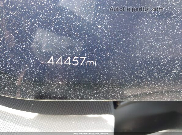 5GAEVARS3SJ191090 2025 BUICK ENCLAVE Maroon Widok wnętrza 360 stopni