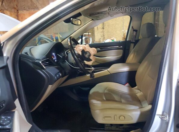 5GAEVBKW5KJ110285 2019 BUICK ENCLAVE Серебряный Вид салона спереди