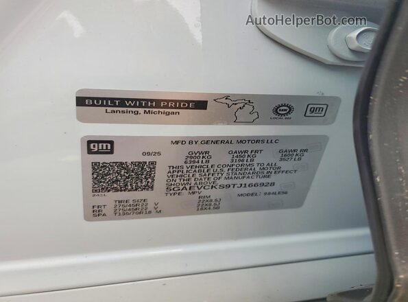 5GAEVCKS9TJ166928 2026 BUICK ENCLAVE White VIN կոդի պիտակի տեսք