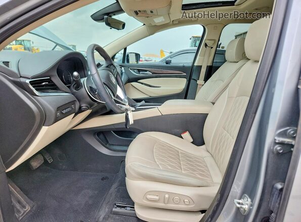 5GAEVCKW6RJ117925 2024 BUICK ENCLAVE Silver Widok wnętrza z przodu