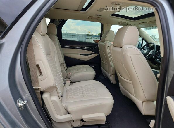 5GAEVCKW6RJ117925 2024 BUICK ENCLAVE Silver Widok wnętrza z tyłu