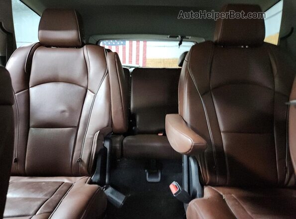 5GAEVCKW7JJ251105 2018 BUICK ENCLAVE Серый Вид задних сидений