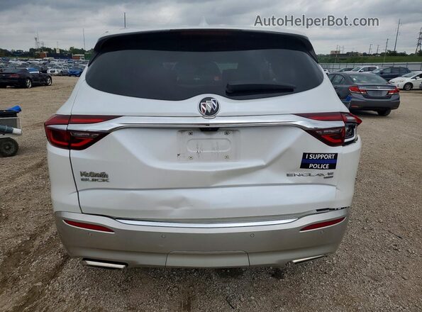 5GAEVCKWXJJ234136 2018 BUICK ENCLAVE Белый Вид сзади