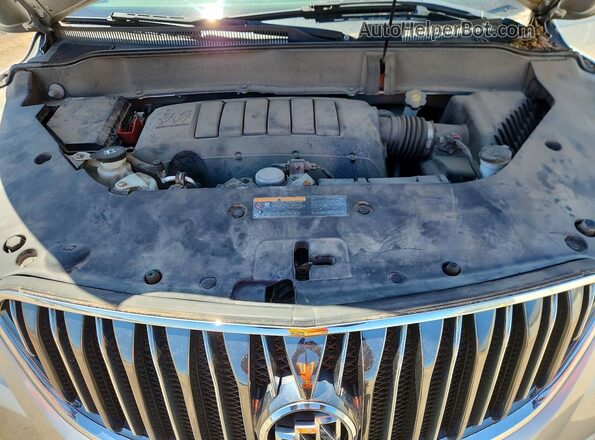 5GAKRAKDXHJ277458 2017 BUICK ENCLAVE Silver Engine compartment view