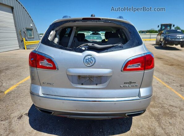 5GAKRAKDXHJ277458 2017 BUICK ENCLAVE Silver Rear view